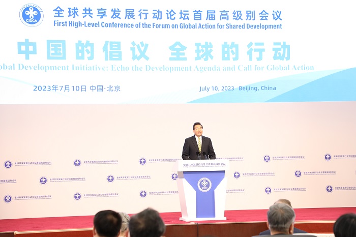 中國國家國際發(fā)展合作署署長羅照輝出席全球共享發(fā)展行動論壇首屆高級別會議開幕式并發(fā)表歡迎致辭。中國國家國際發(fā)展合作署供圖