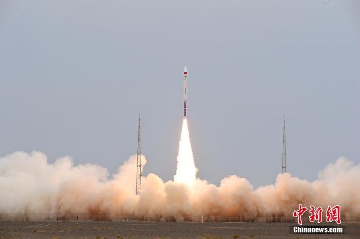 北京時(shí)間2023年8月10日12時(shí)03分，谷神星一號(hào)遙七運(yùn)載火箭在我國(guó)酒泉衛(wèi)星發(fā)射中心成功發(fā)射升空，將搭載的西光壹號(hào)01星等7顆衛(wèi)星順利送入預(yù)定軌道，發(fā)射任務(wù)獲得圓滿成功。此次任務(wù)是谷神星一號(hào)運(yùn)載火箭第7次飛行。汪江波 攝