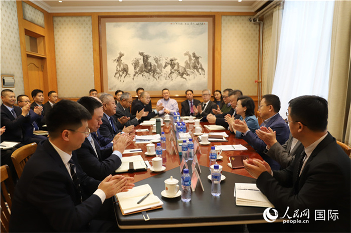 3.2023年10月30日，中國駐蒙使館座談會(huì)現(xiàn)場(chǎng)。人民網(wǎng)記者 霍文攝