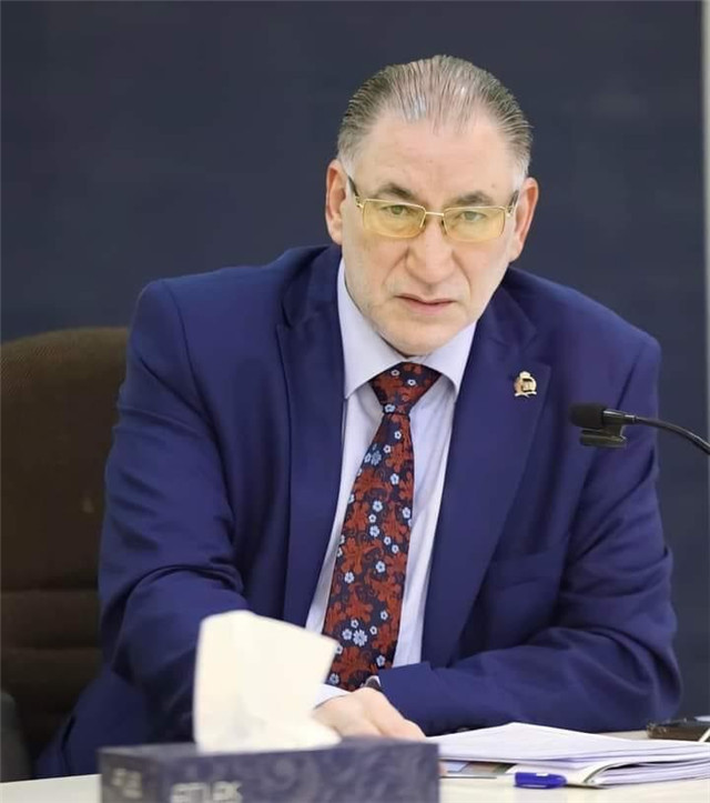 圖為約旦侯賽因·本·塔拉勒大學(xué)教授哈?！み_(dá)賈。受訪者供圖