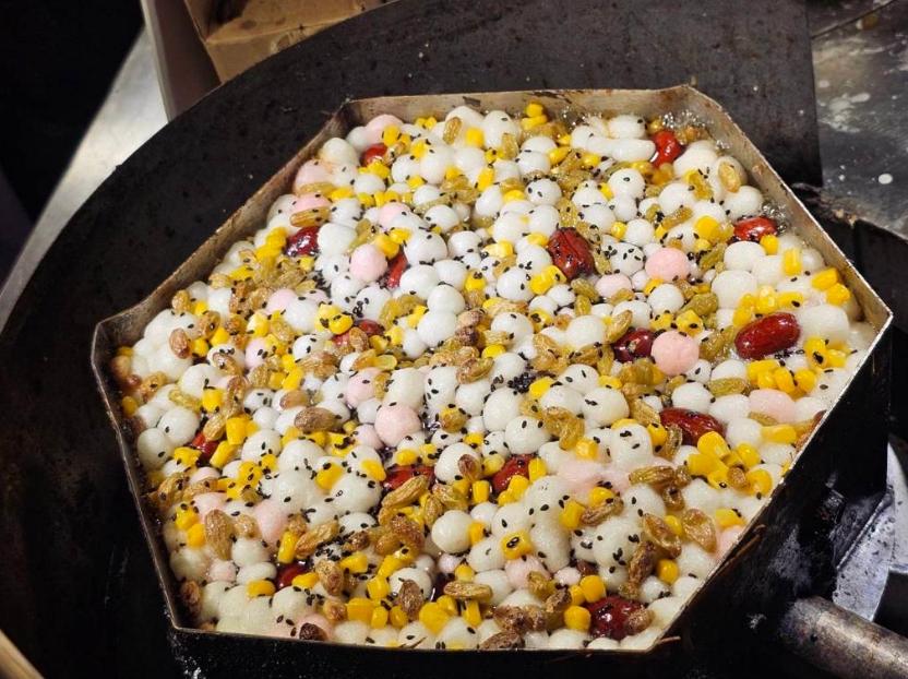 南京特色小吃梅花糕。圖片來源：臺灣“中時新聞網(wǎng)”游定剛攝