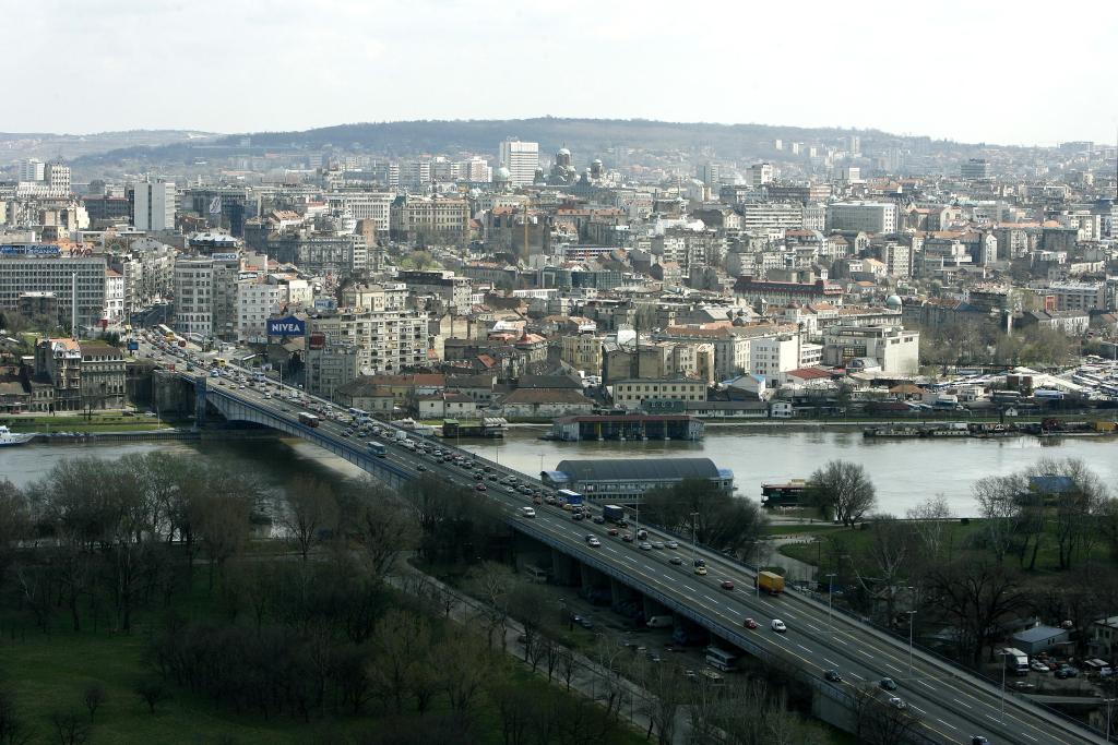 這是2015年3月30日拍攝的塞爾維亞首都貝爾格萊德老城區(qū)。貝爾格萊德是塞爾維亞的首都，坐落在薩瓦河和多瑙河的交匯處，是歐洲最古老的城市之一。新華社發(fā)（普雷德拉格·米洛薩夫列維奇攝）