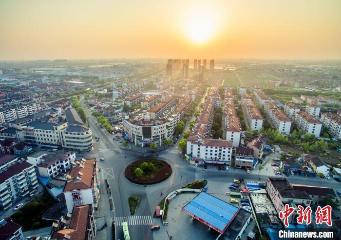 資料圖；位于上海南郊奉賢區(qū)最東部的四團(tuán)鎮(zhèn)。 供圖