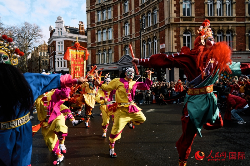 倫敦新春慶典現(xiàn)場(chǎng)。人民網(wǎng) 郭錦標(biāo)、楊浩鵬攝