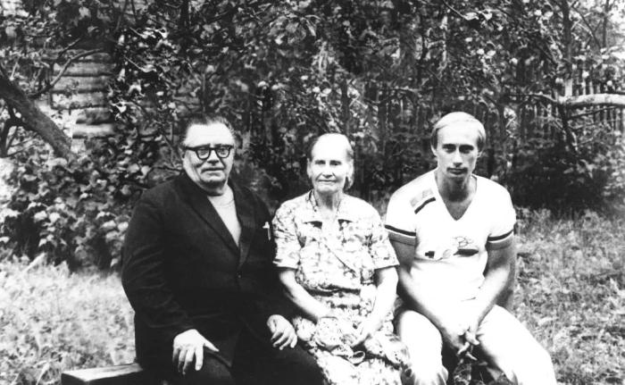 從圣彼得堡到莫斯科，普京從政大事記：下一個(gè)六年怎么走？