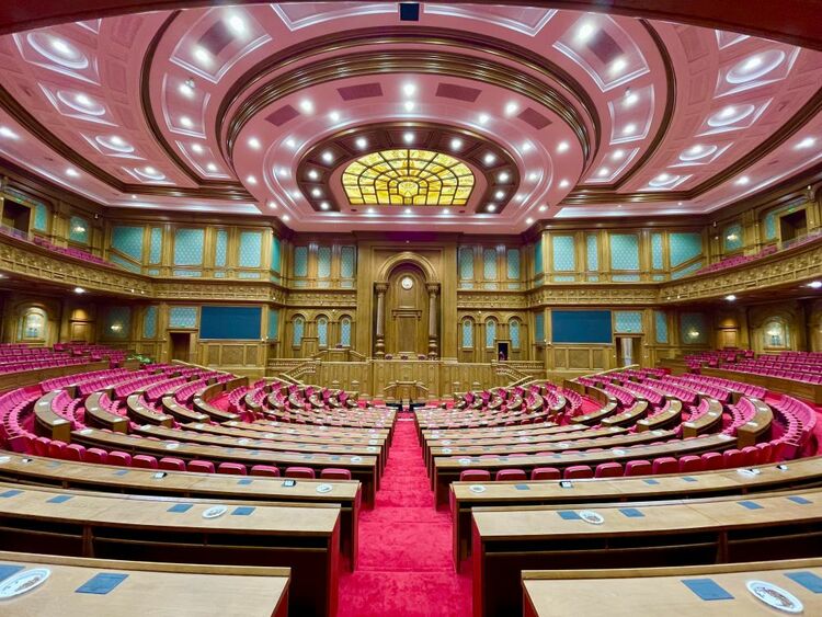 第1視點(diǎn)丨這兩座大樓，見(jiàn)證著中塔友誼