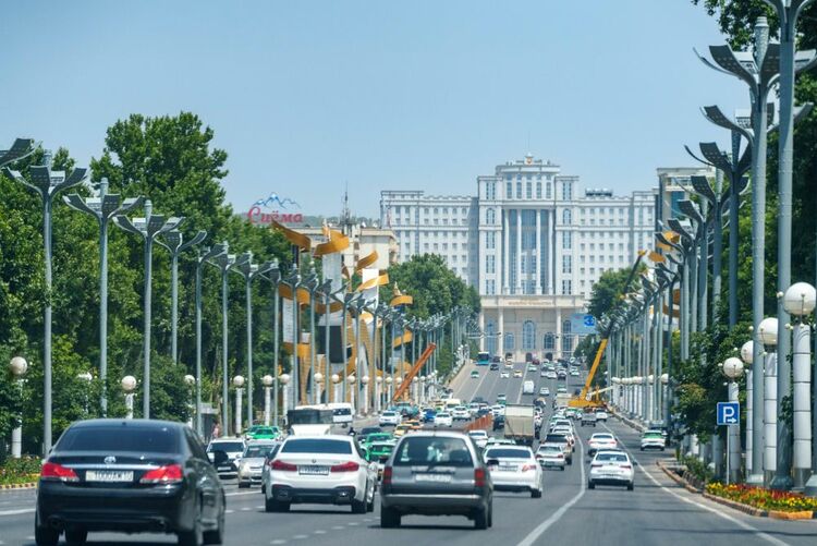 第1視點(diǎn)丨這兩座大樓，見(jiàn)證著中塔友誼