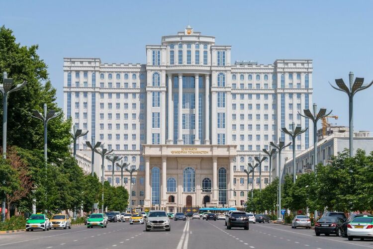 第1視點(diǎn)丨這兩座大樓，見(jiàn)證著中塔友誼