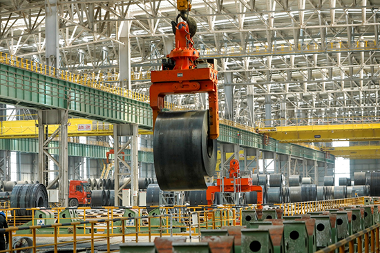 豐南區(qū)臨港經(jīng)濟(jì)開(kāi)發(fā)區(qū)的河北縱橫集團(tuán)豐南鋼鐵有限公司實(shí)景。 李秀清攝