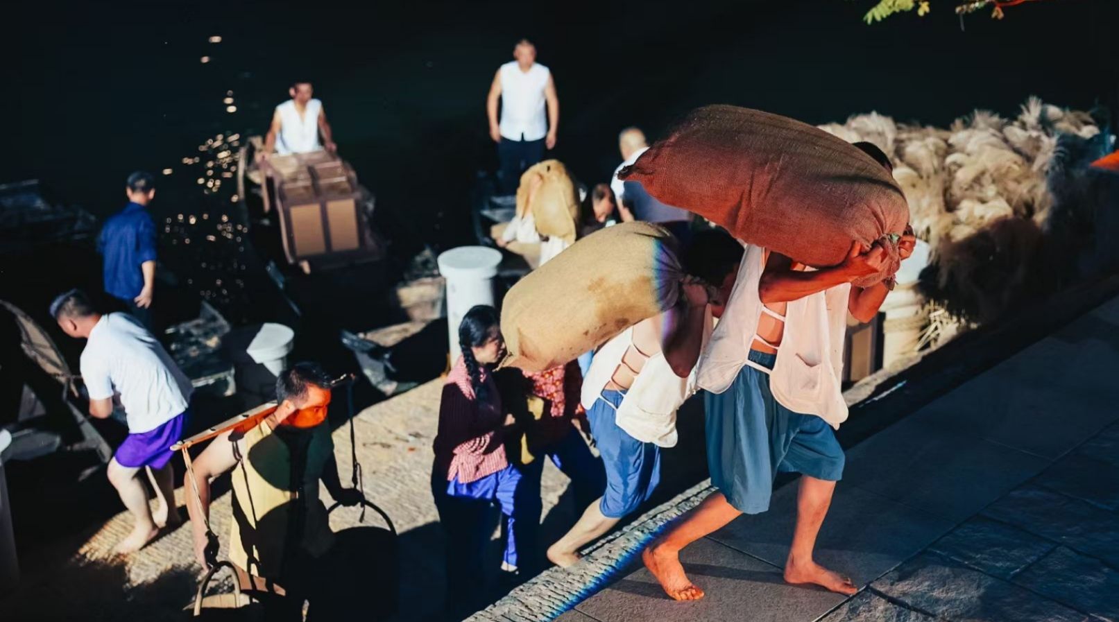 現(xiàn)場重現(xiàn)老碼頭商貿(mào)繁榮盛況。主辦方供圖