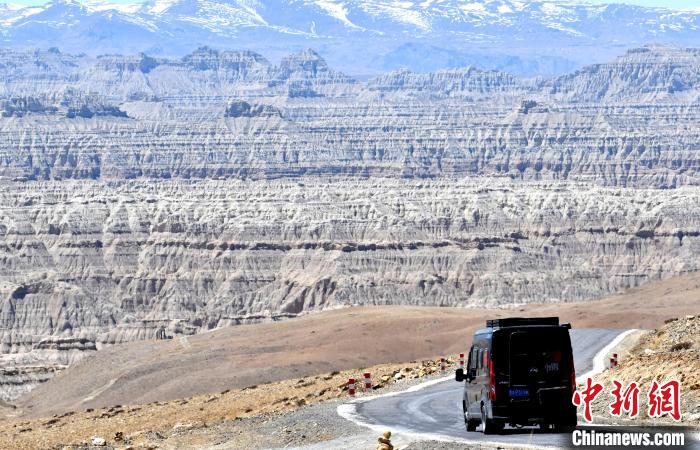 4月5日，西藏阿里札達(dá)土林。　李林 攝