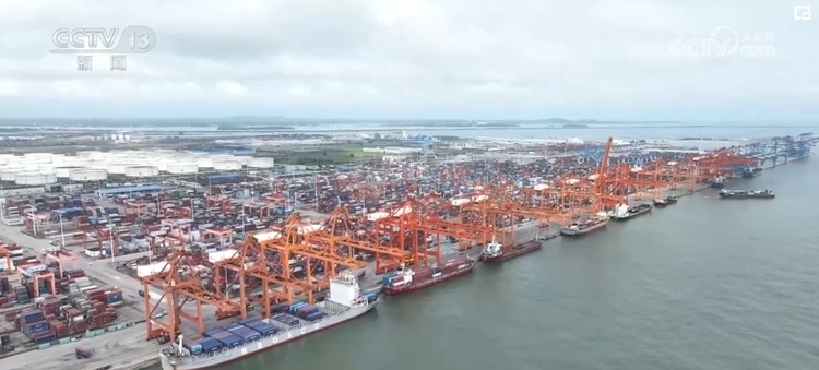 便企服務(wù)實打?qū)?為企業(yè)“出海”保駕護航 經(jīng)濟發(fā)展“添”動力