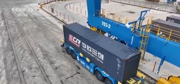 便企服務(wù)實打?qū)?為企業(yè)“出?！北ｑ{護航 經(jīng)濟發(fā)展“添”動力