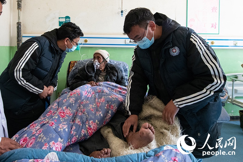 震中日記｜“謝謝，曼巴啦！”