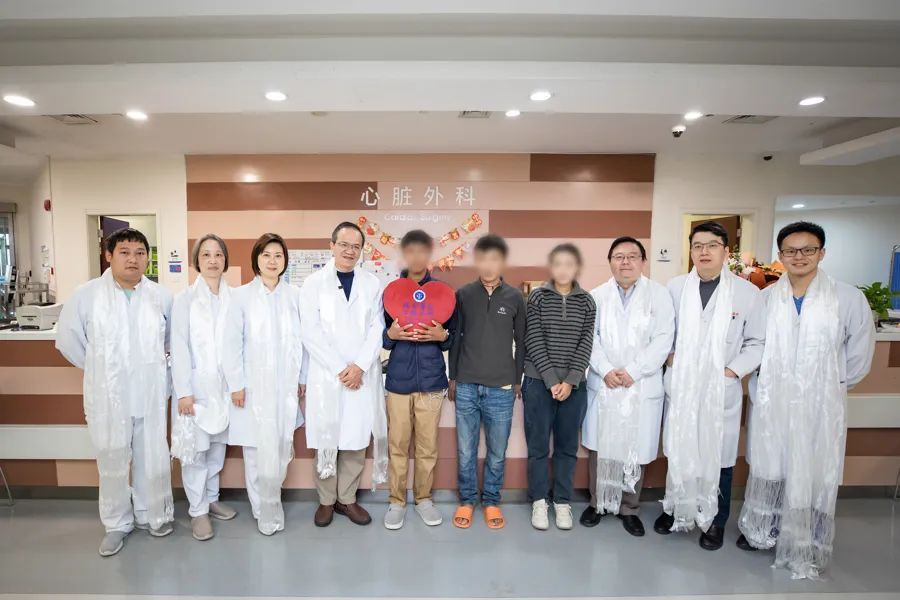 17歲少年咳嗽發(fā)熱15天，找不到感染原因！一查心臟更嚇人！上海醫(yī)生出手→