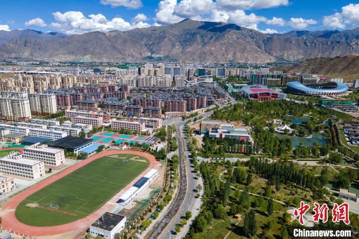 圖為西藏拉薩柳梧新區(qū)?！〗w波 攝