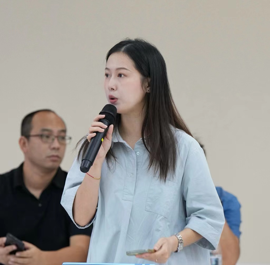 人民網(wǎng)記者提問。水利部供圖