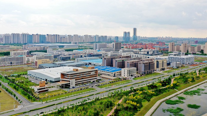 位于長春新區(qū)的一家家光電企業(yè)走上了協(xié)同化發(fā)展之路。（長春新區(qū)供圖）