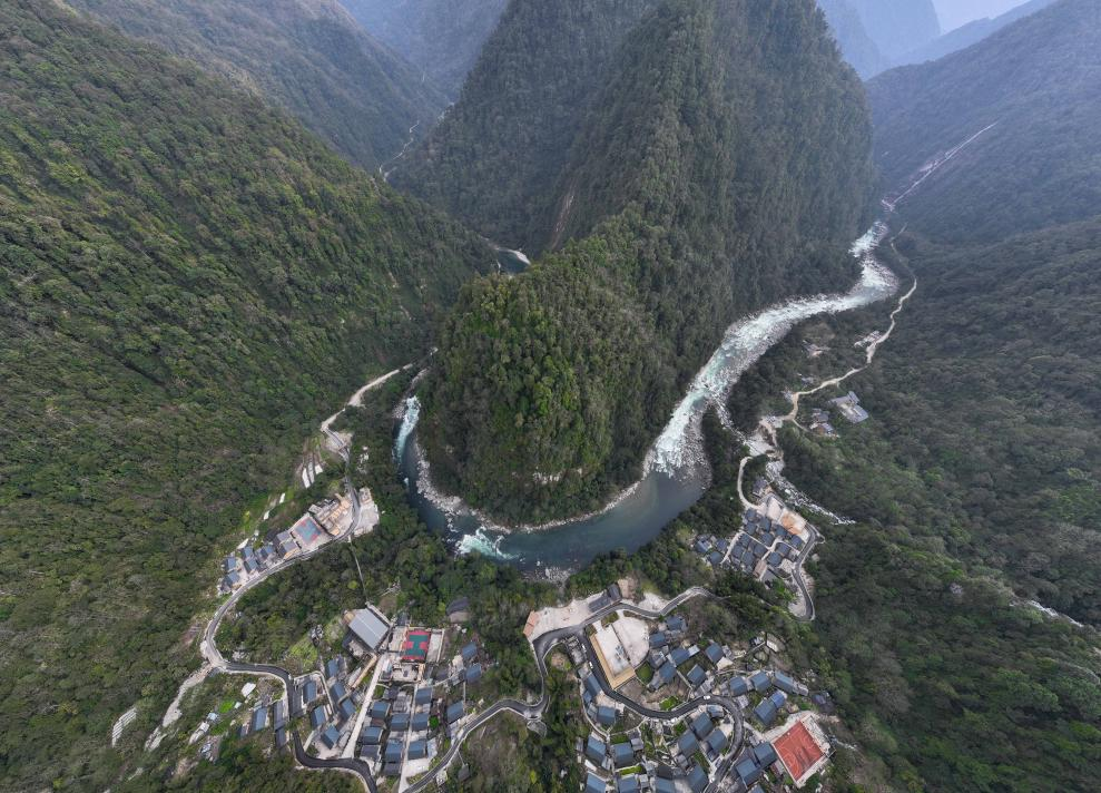 2023年3月10日，獨(dú)龍江航拍。