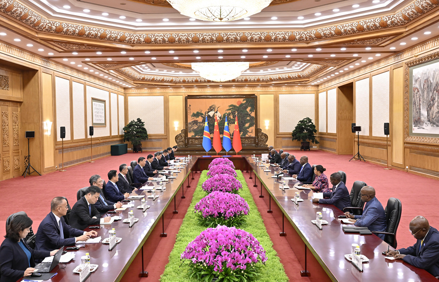 9月2日上午，國家主席習(xí)近平在北京人民大會堂會見來華出席中非合作論壇北京峰會的剛果（金）總統(tǒng)齊塞克迪。