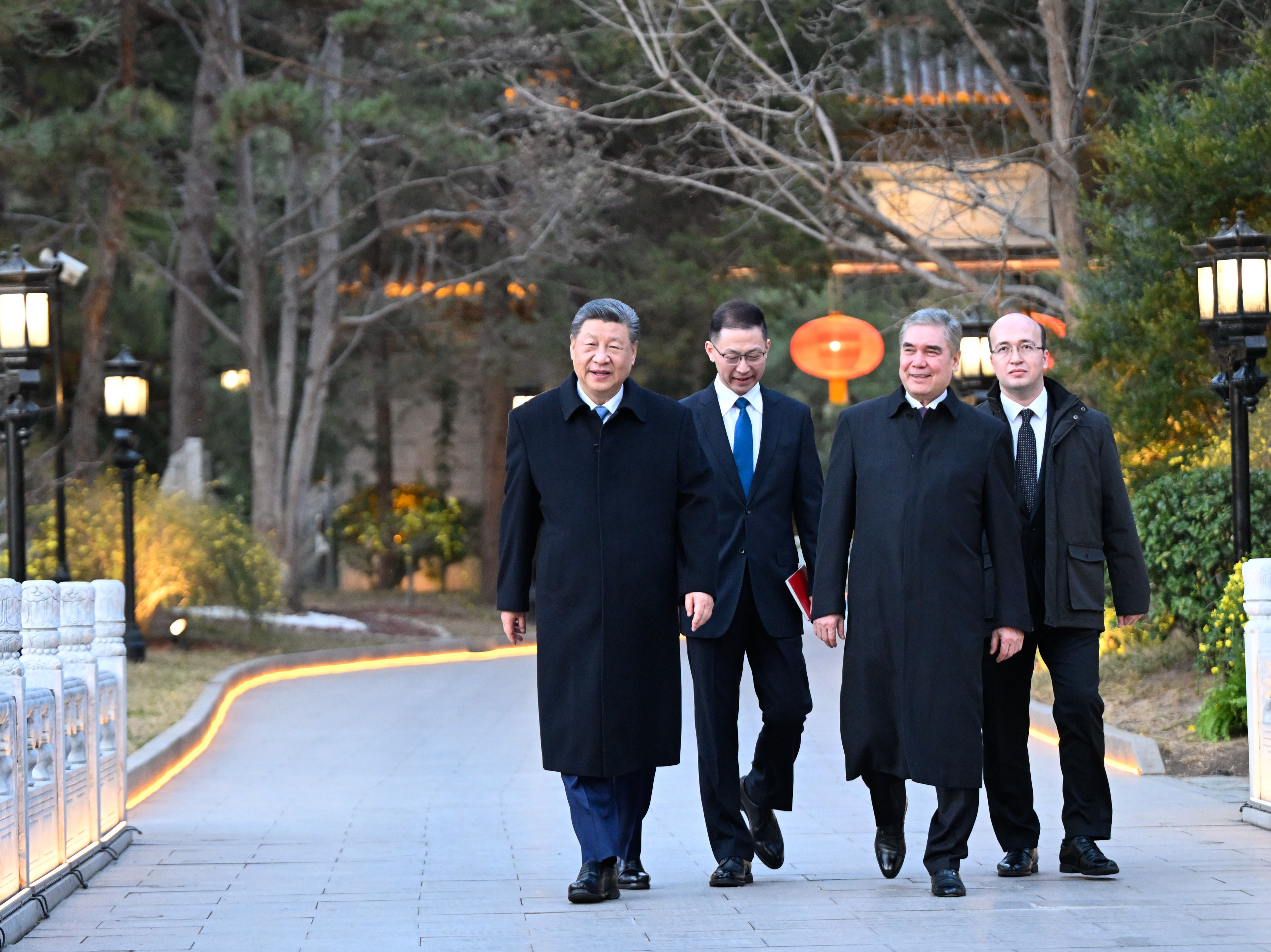 2026年3月18日，國家主席習(xí)近平在北京會見土庫曼斯坦民族領(lǐng)袖、人民委員會主席別爾德穆哈梅多夫。