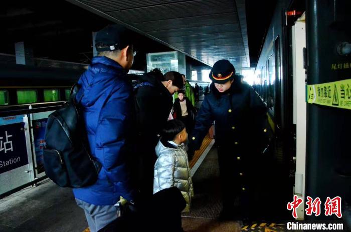 2020年青藏鐵路春運:讓旅客體驗更美好的出行