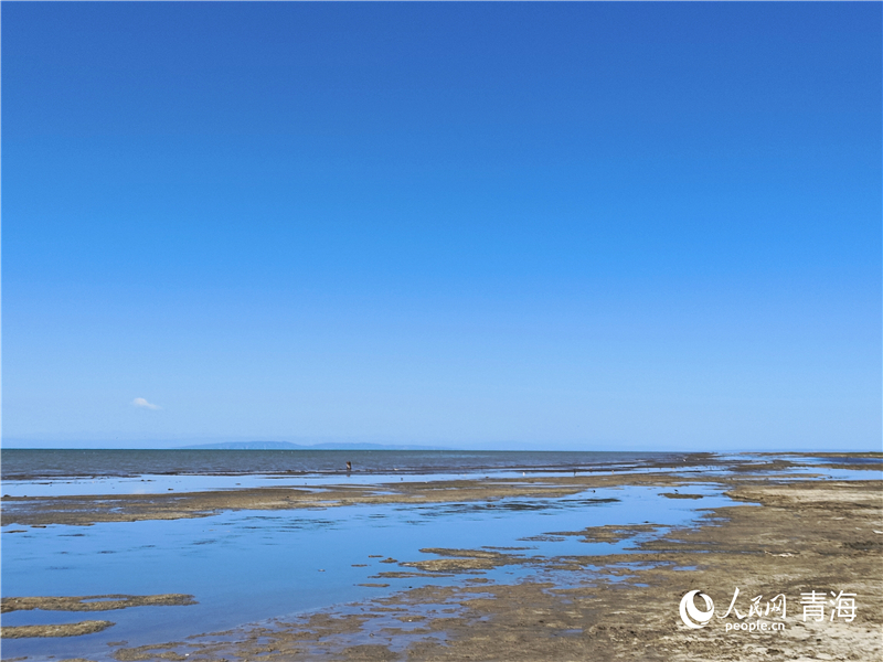   青海湖仙女灣。人民網(wǎng) 張莉萍攝