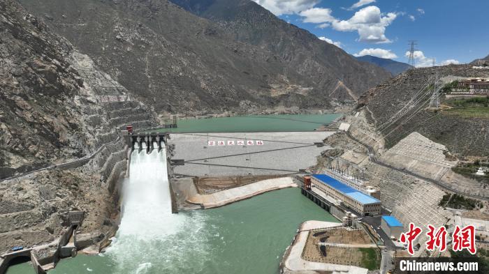 金沙江上游蘇洼龍水電站首臺機組進(jìn)入72小時試運行