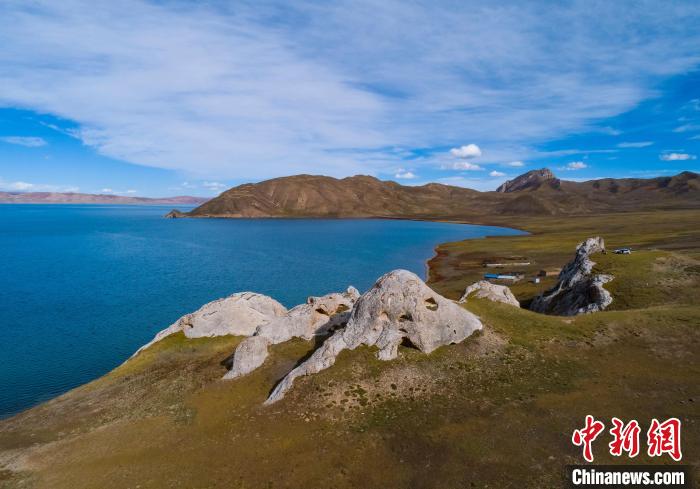 “黃河之源、千湖之縣”青?，敹啵?022年治理草原10萬畝