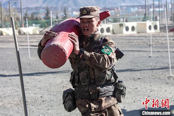 “00后”進(jìn)藏新兵:首次高原體能大考中交出滿分“答卷”