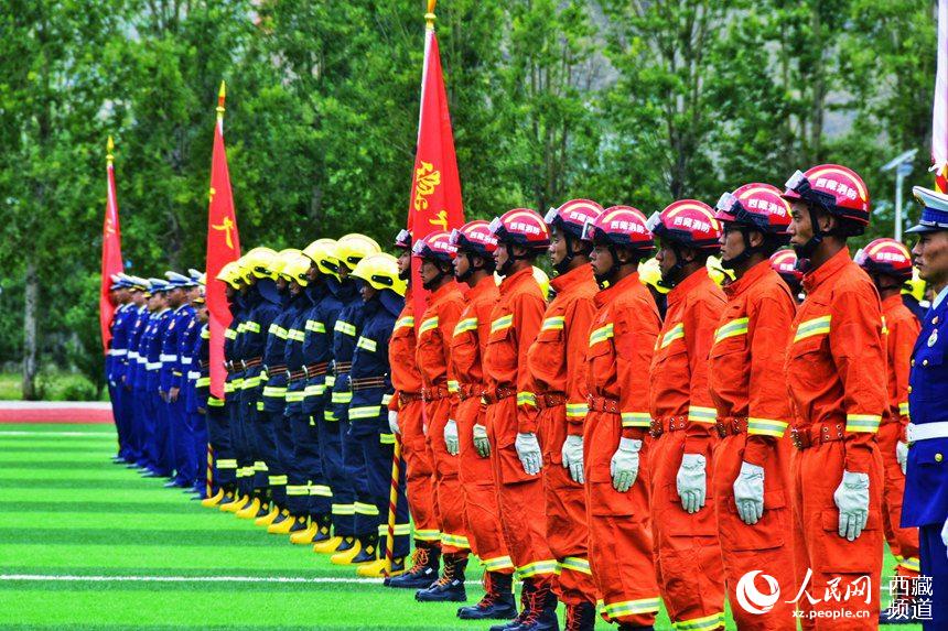 誓師大會現(xiàn)場。人民網(wǎng) 李海霞 攝