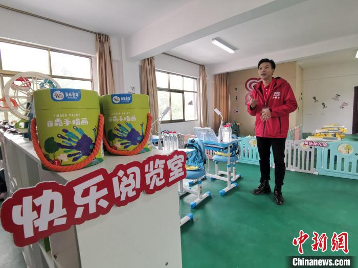 拉薩市堆龍德慶區(qū)幫普村的“心路文化空間”設有舒適的閱覽室。　趙延 攝