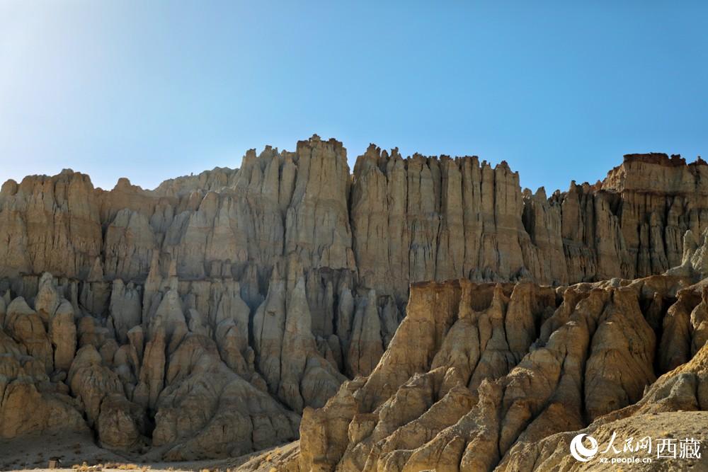 札達(dá)土林。人民網(wǎng) 李海霞攝