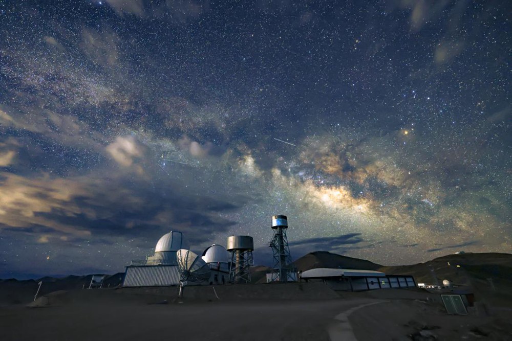 絕美暗夜星空。貢覺群培攝