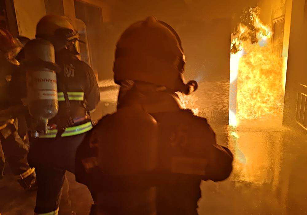 真火內(nèi)攻實(shí)操訓(xùn)練。