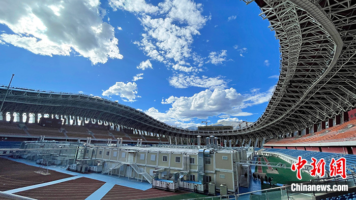 圖為8月15日，位于拉薩市柳梧新區(qū)拉薩市群眾文化體育中心內(nèi)的方艙醫(yī)院。 <a target='_blank' href='/'><p  align=