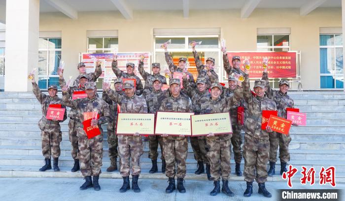 獲獎選手合影。　吳蒙昆 攝