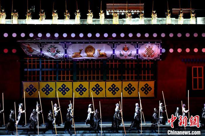3月17日，西藏拉薩，《文成公主》大型史詩劇演出現(xiàn)場(chǎng)?！±盍?攝