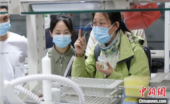 圖為西藏自治區(qū)市場(chǎng)監(jiān)督管理局舉辦2023年助力全區(qū)肉制品生產(chǎn)企業(yè)質(zhì)量提升專題培訓(xùn)班現(xiàn)場(chǎng)。　西藏自治區(qū)市場(chǎng)監(jiān)督管理局供圖