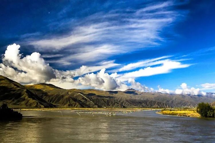 懂西藏的人，一定不會錯過林芝的秋天