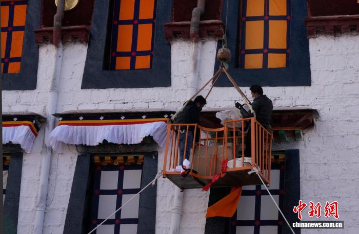 （新春見聞）西藏大昭寺“香布”換新迎藏歷新年