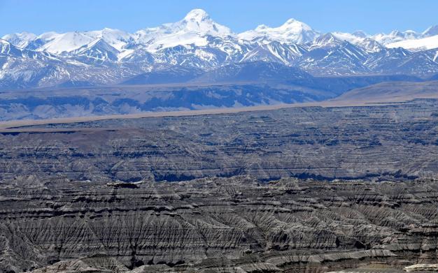 4月5日，西藏阿里札達(dá)土林?！±盍?攝