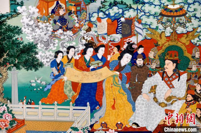 圖為5月16日，展覽中的新創(chuàng)唐卡作品(局部)?！±盍?攝