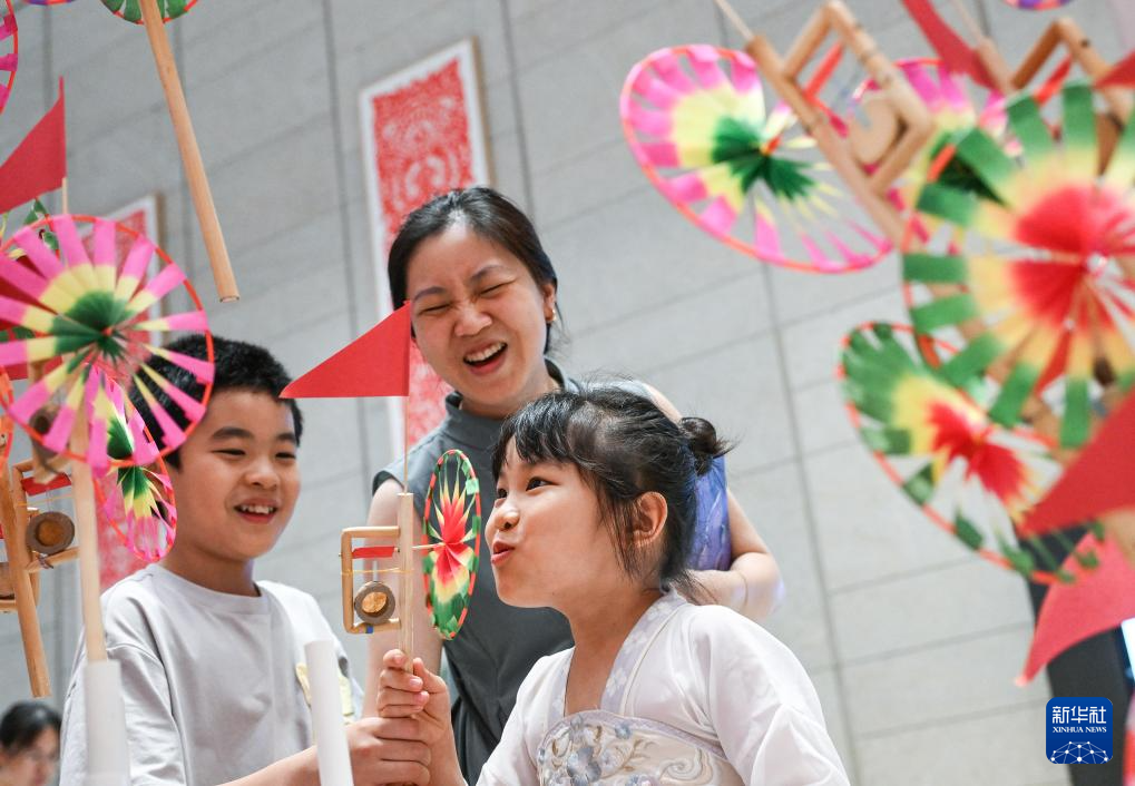 慶“立秋” 逛非遺