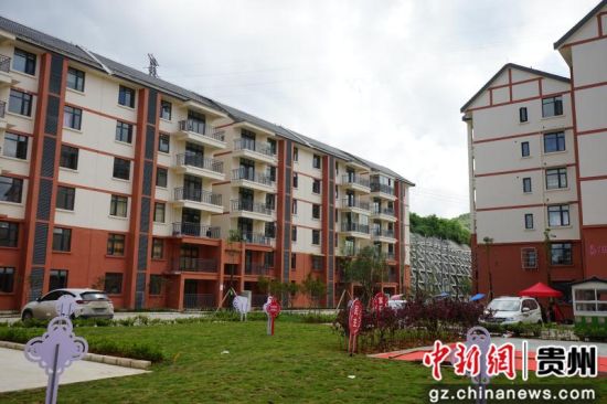 清鎮(zhèn)市2018年易地扶貧搬遷安置點一角。