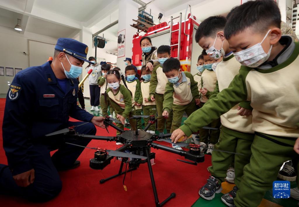 各地開(kāi)展“全民國(guó)家安全教育日”主題活動(dòng)