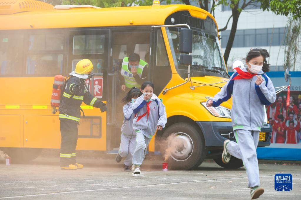 各地開(kāi)展“全民國(guó)家安全教育日”主題活動(dòng)